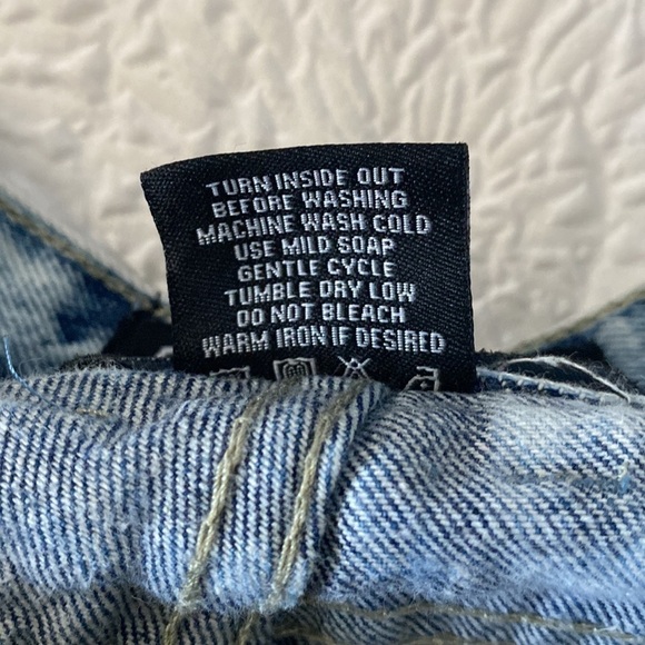 Brooklyn Xpress Clothing Co. Distressed Jeans - Picture 9 of 10